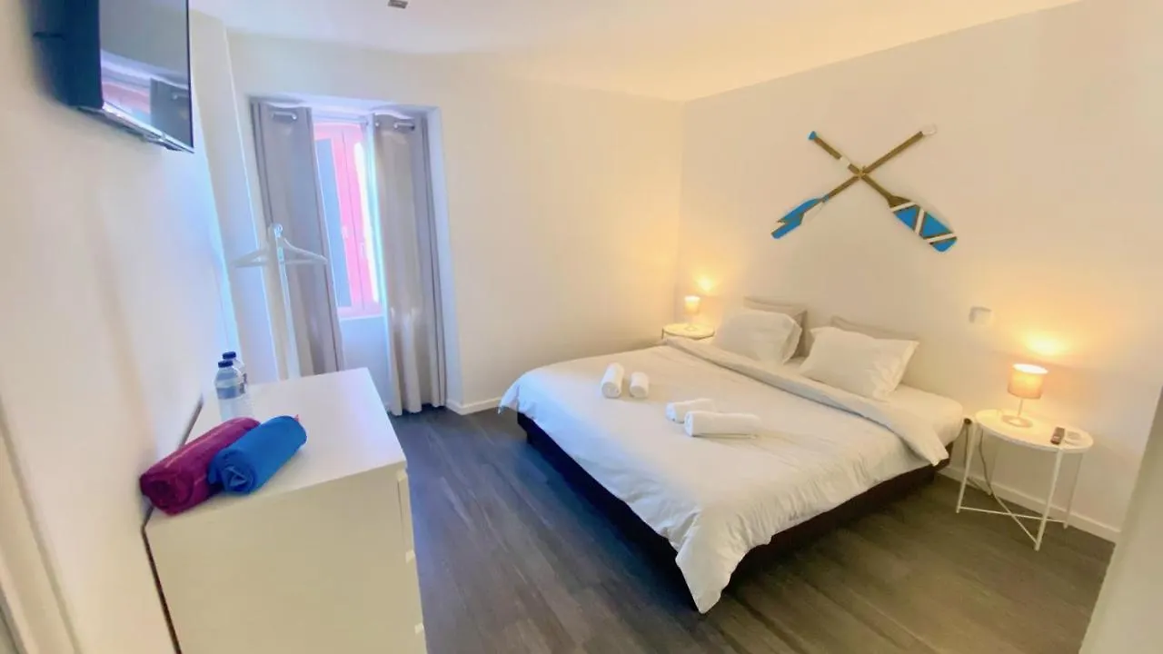 Casa Amarela Guesthouse Albufeira