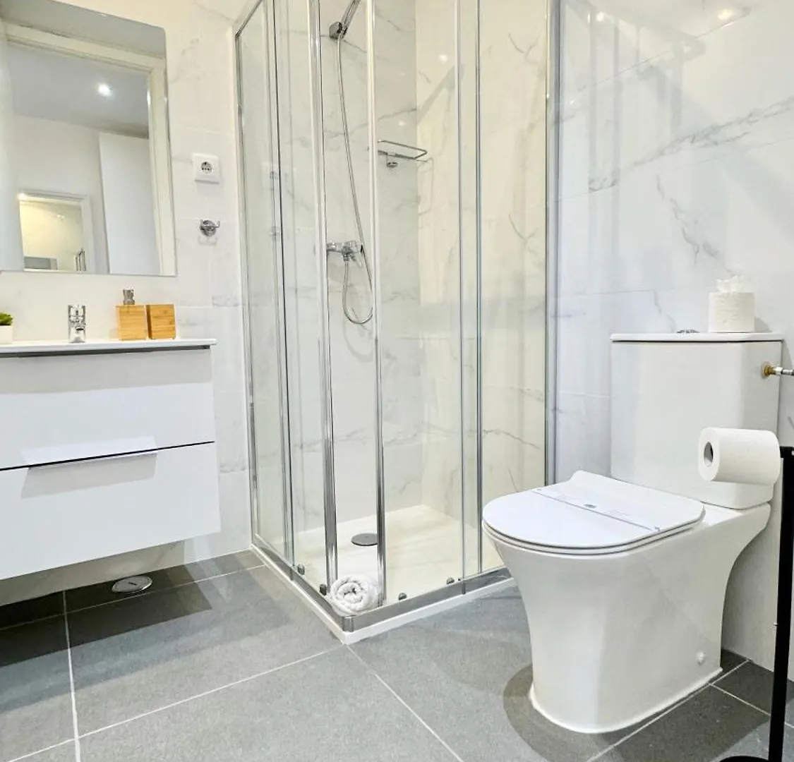 Casa Amarela Guesthouse 알부페이라 2*,