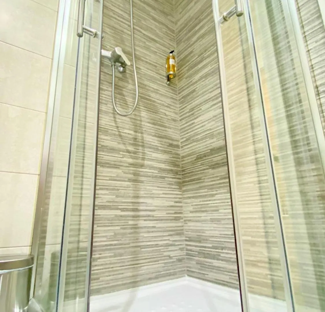 Гостевой дом Casa Amarela Guesthouse Албуфейра